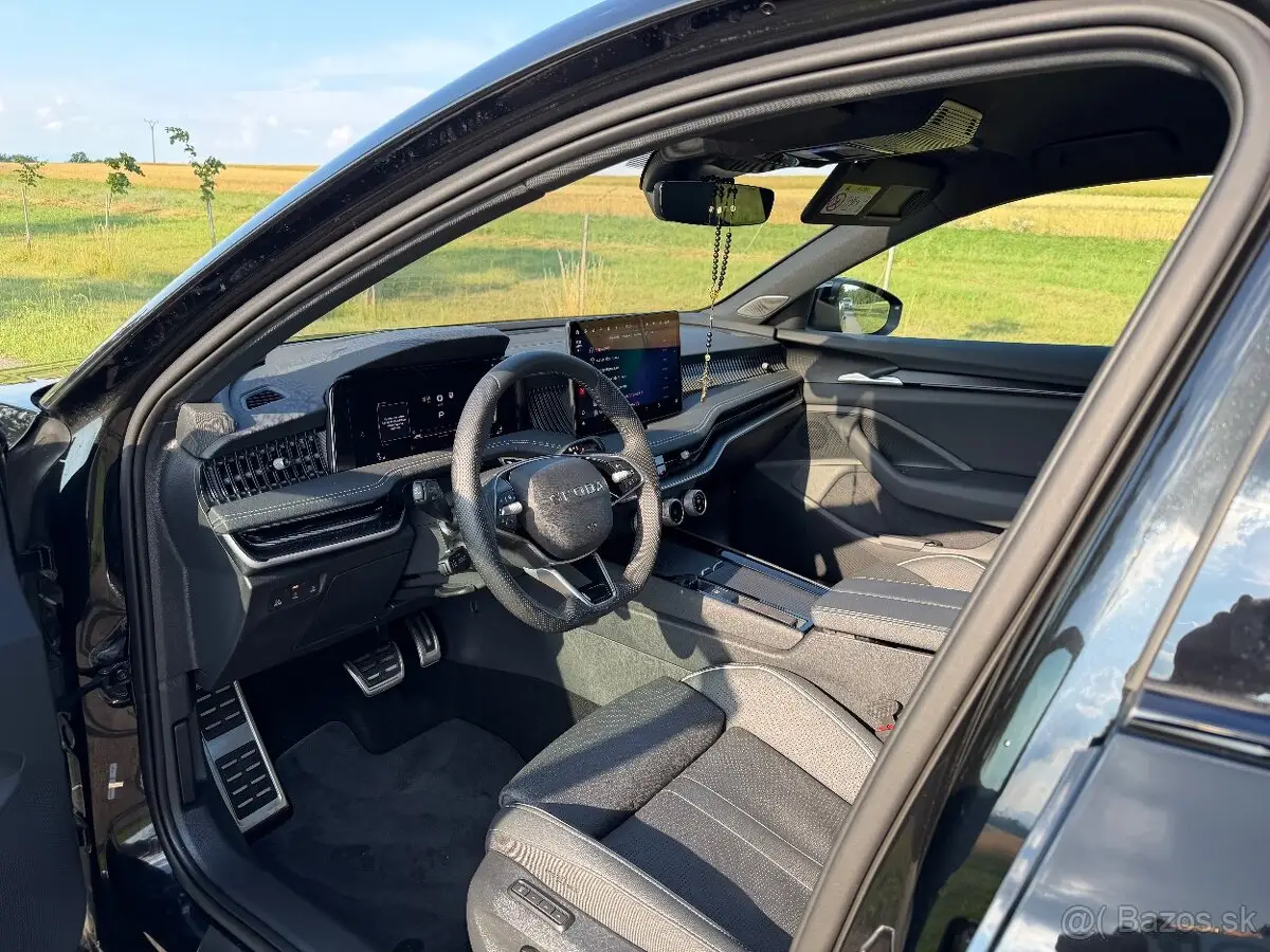 Škoda Superb SPORTLINE 2.0 TSI DSG – fotka 5 z 10